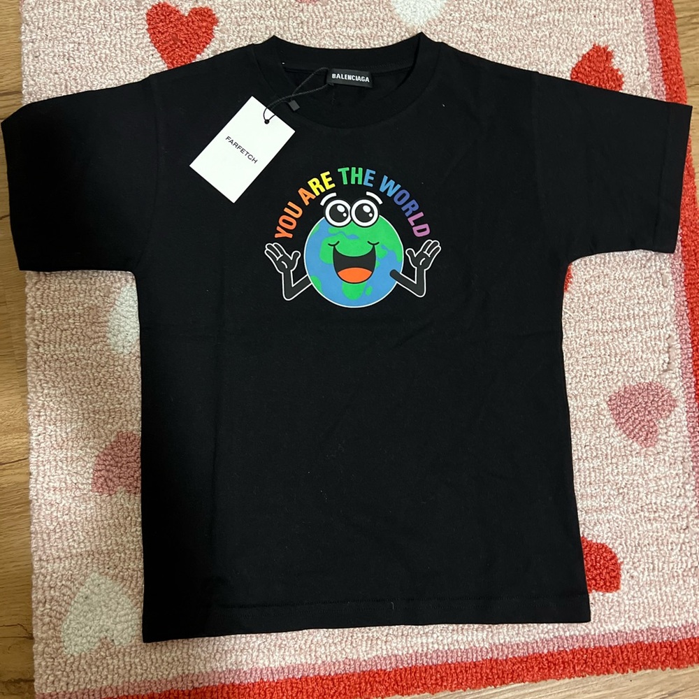 boys balenciaga shirt 🔥